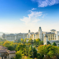 低至244.5元/晚！凤悦酒店 全国27地43店高级客房4晚可拆通兑（含2大2小早）