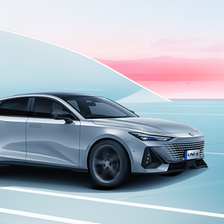  AUTO 长安汽车 CHANGAN AUTO汽车 UNI-V 23款 2.0T 锋速版