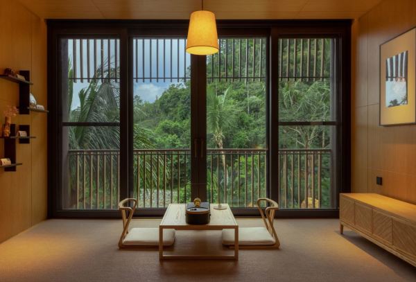 海南环岛自驾!景和鱼很赞!保亭神玉岛玉酒店 黄玉山景大床客房2晚(连住)+双早+神玉岛门票+泛舟游湖票+下午茶+餐饮88元代金券等