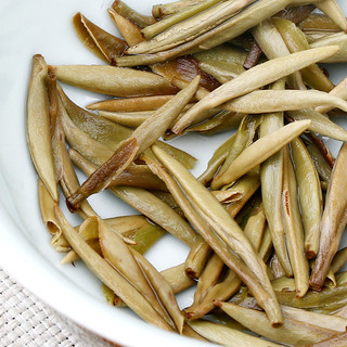 福鼎白茶白毫银针瑞聘号头春首采特级散茶叶250g