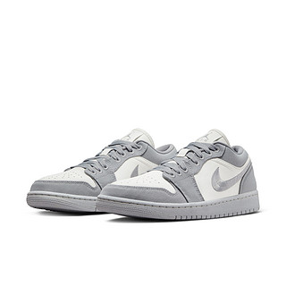 AIR JORDAN 正代系列 Air Jordan 1 Low SE 女子篮球鞋 DV0426-012 浅铁灰/帆白/白色 45