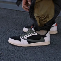耐克(NIKE)aj1男鞋女鞋Trevis Scott × Air Jordan 1 Low倒钩休闲复古篮球鞋 DZ4137-106 黑橄榄绿 女款 35.5