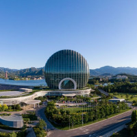 雁栖湖畔，京郊后花园！北京日出东方凯宾斯基酒店 豪华城景房1晚套餐（可选早+迷你吧+啤酒坊餐厅9折+儿童俱乐部等）