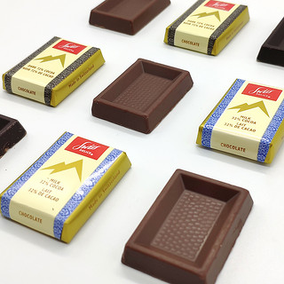 进口黑巧SwissDelice狄妮诗72%纯可可脂婚庆喜糖巧克力零食大包装