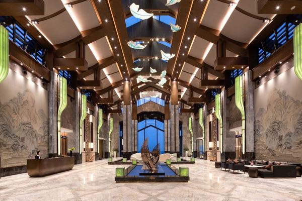 全程不加价云南玉溪铂尔曼酒店豪华山景房1晚含2大2小早餐双人任点任