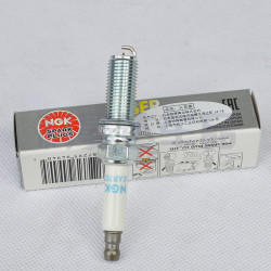 ngk 铱铂金火花塞ilkar7c10 94940适用于捷豹xkr路虎xj揽胜5.