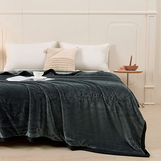 曼克顿（MANKEDUN）毛毯被子加厚珊瑚法兰绒冬季盖毯子加绒旅行小沙发午睡休办公室毯 纯色刺绣款-太空灰 单人毯-150*200±5cm