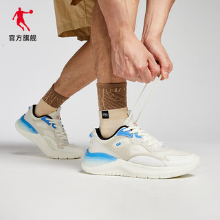 乔丹QIAODAN休闲鞋男2023年春夏季网面透气运动鞋复古跑步鞋 象牙色/冰冻蓝 42