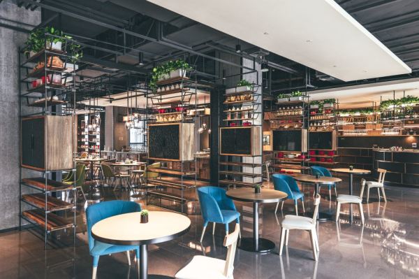 含2餐,离天文馆/海昌都很近!暑假平日不加价!上海临港雅辰悦居酒店1晚+早餐+晚餐
