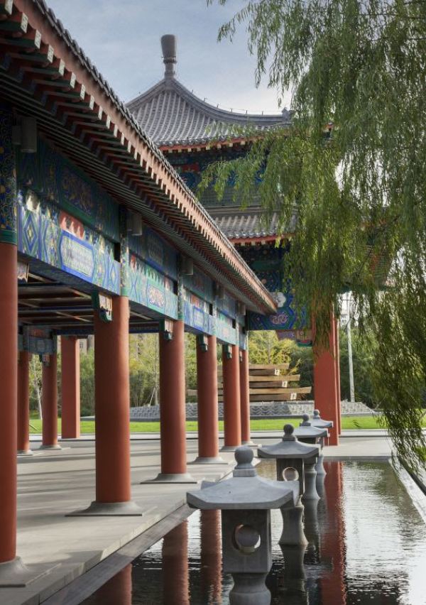 遛娃入,周中不加价,含方特水乐园门票!天津生态城世茂希尔顿酒店 高级客房大床房1晚套餐(含双人方特水乐园门票)