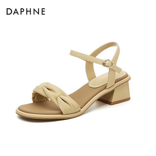 DAPHNE 达芙妮 凉鞋女夏2023夏季新款女鞋仙女风一字带罗马鞋 黄色跟高4.2cm 39标准码