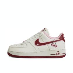 nike 耐克 情人节限定 af1 爱心刺绣 女子运动鞋