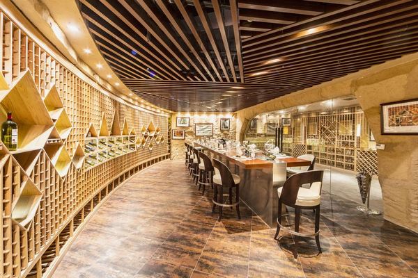 北京周边遛娃优选,暑期平日不加价!北京中信金陵酒店 金陵观景双床房1晚套餐(含双早+儿童卡丁车体验等)