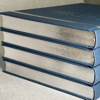 People's Literature Publishing House 人民文学出版社  《收获》五年集 2018—2022（共4册）
