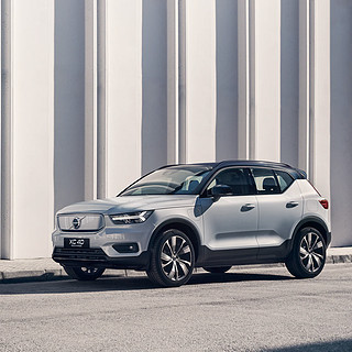 VOLVO 沃尔沃 XC40 纯电动 22款 P6 纯电 两驱智尊运动版