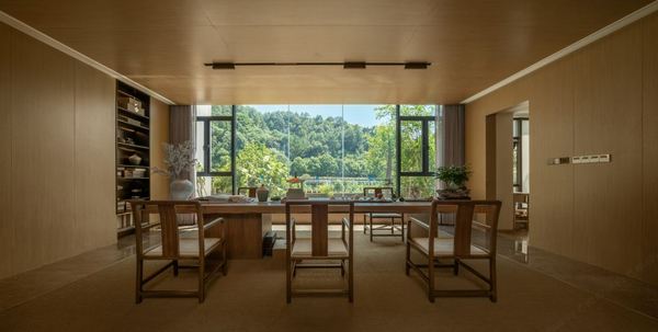 低至334一晚！千岛湖望湖开元颐居酒店 颐居大床房 2晚连住套餐（含双早+丰味餐厅清汤鱼丸 1 份+100元鱼头代金券+自行车体验券+欢迎水果 ）