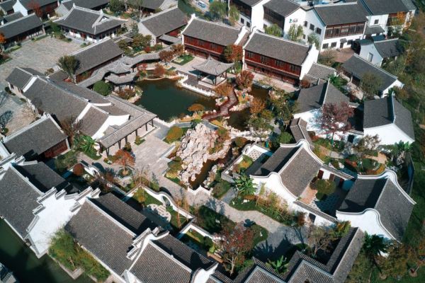 主打一个清凉！森泊平替、吃湖鲜、高颜值新品 299起且不加价的3款酒店好价推荐