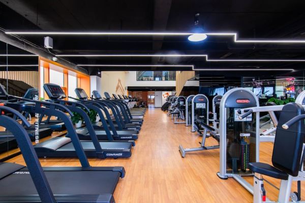 周末不加价！近西湖！杭州浙江国际雷迪森广场酒店60m²豪华商务大床套房 1晚含双早