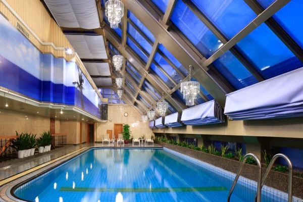周末不加价！近西湖！杭州浙江国际雷迪森广场酒店60m²豪华商务大床套房 1晚含双早