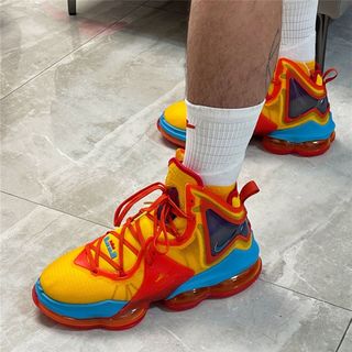Nike/耐克新款LEBRON 19男女詹姆斯19代实战训练篮球鞋DC9342-800