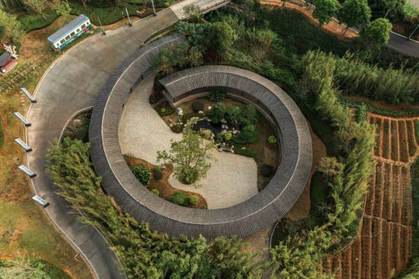 畅泡法国依云小镇相同温泉!福建长泰丘梵·沽月山舍温泉酒店 园景露台房/庭院私汤房1-2晚(双早+户外温泉+可选禅意品鉴和汉服体验)