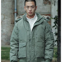 土拨鼠(Marmot)秋冬男700蓬羽绒服鹅绒户外保暖带帽外套 鳄鱼绿 4764 XXL 欧码偏大