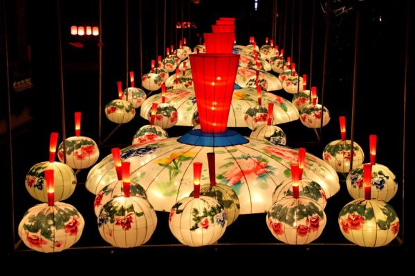住137m²套房，带入户泡池，可无限次出入铜官窑古镇！长沙铜官窑新华联绿心谷酒店 初心·中式庭院大床套房1晚+双早+无限次古镇观光车+飞行影院VIP通行门票