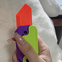 创意玩具直跳解压3D萝卜塑料刀