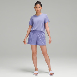露露乐蒙lululemon丨Lightweight 女士宽松款高腰短裤3.5