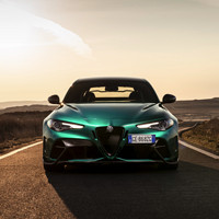 ALFA ROMEO 阿尔法·罗密欧 Giulia 24款 2.0T 竞赛版