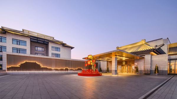 早1h入园刷项目,可住4人!诺金度假酒店–北京环球度假区 花园景观双大床房1晚(早餐全家享1份+提前入园礼遇)