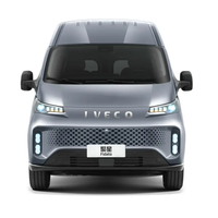 依维柯 聚星 23款 2.0T 中轴中顶单胎客车 110kW 5-9座