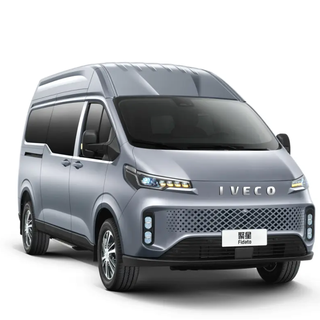 依维柯 聚星 23款 2.0T 短轴低顶单胎客货车 93kW 5-9座
