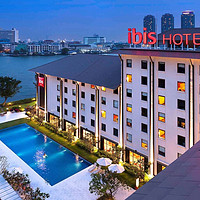 湄南河边，同等地段性价比最高的！宜必思曼谷河滨酒店 标准房2晚连住套餐（含双早+延迟退房）