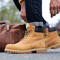 Timberland 经典马丁靴