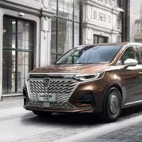 迈越汽车 iMAX8 23款 2.0T 全家关爱版