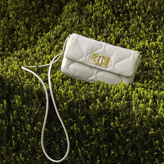 FURLA 芙拉 1927系列 女士羊皮革单肩包 WE00553_BX2267 棉花糖白 迷你
