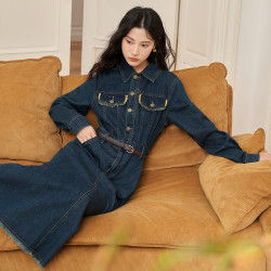 当前位置:>首页>服饰鞋包>女装>裙装>连衣裙>westlink/西遇连衣裙>