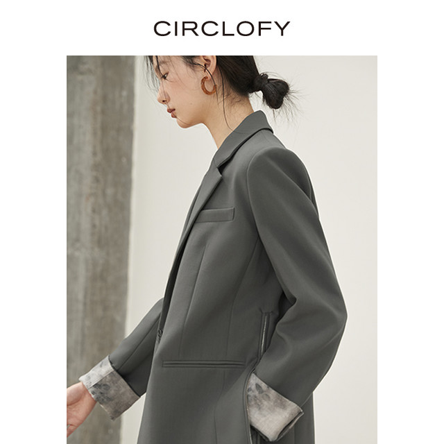 circlofy 瑟夕 翻领拉链开叉袖口印花女西装外套2023秋季新款西服