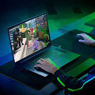 RAZER 雷蛇 灵刃18 2023年13代酷睿i9游戏本笔记本2.5K240Hz 满血RTX4090/64GB内存/2T固态