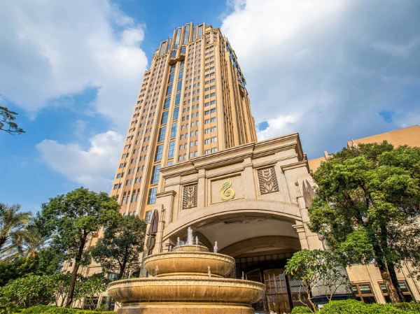 国庆可约,全程不加价!深圳中海凯骊酒店 高级大床房1晚套餐 (含双早+下午茶)
