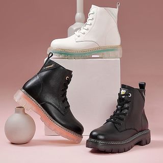 骆驼 CAMEL女鞋春秋款时尚英伦风短靴子果冻底百搭女士休闲真皮马丁靴潮