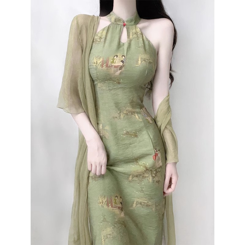 新中式女装古风改良旗袍年轻款少女高端气质绿色挂脖连衣裙子夏季