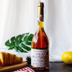 阿苏甜白女士葡萄酒甜酒 礼酒 500ml 2001年托卡伊6篓阿苏贵腐酒