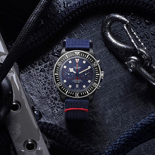 帝舵（TUDOR）瑞士手表领潜系列 自动机械机芯男士腕表 43mm织物带蓝盘M25807KN-0001