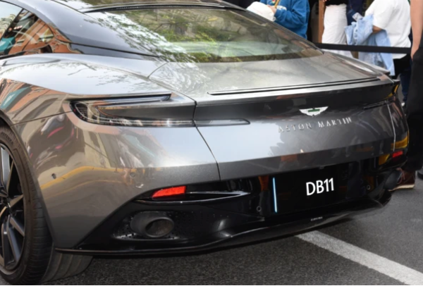 阿斯顿·马丁 多款车型详询底价