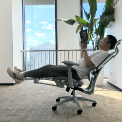久坐神器，撑腰推背全拉满！这款永艺Act100撑腰人体工学椅，彻底拯救我的老腰！