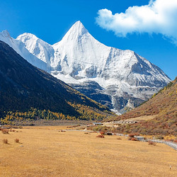 深度游！避开人潮，打卡川西大环线精华美景！成都出发到稻城亚丁5天4晚跟团游