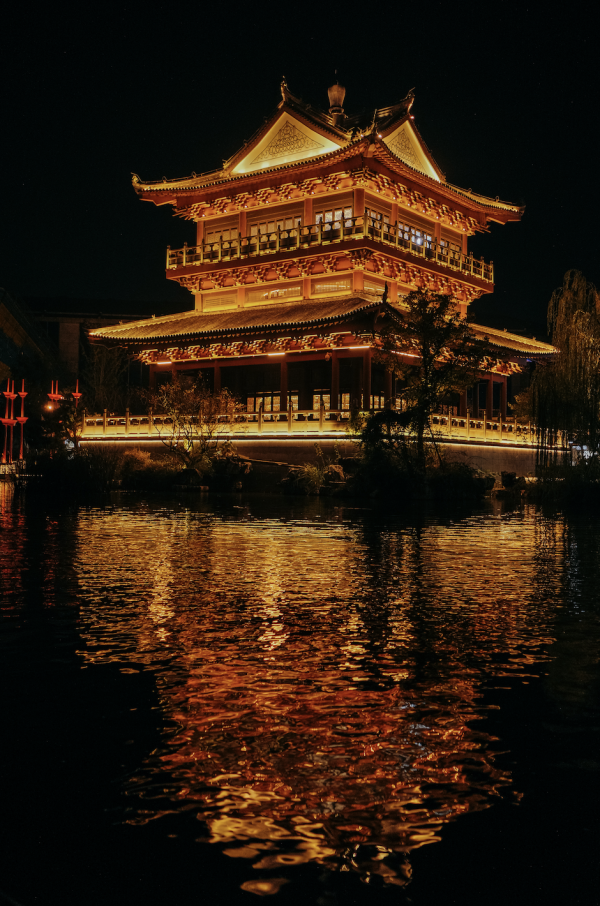 光门票就值220元!包邮区高铁2h,看打铁花+火壶!江西婺源婺女洲度假区多店1晚套餐(含双早+双人门票)