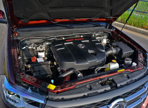 DONGFENG MOTOR 东风汽车 御风P16